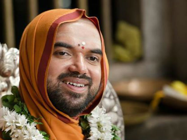 ರಾಘವೇಶ್ವರ ಶ್ರೀಗಳ ವಿರುದ್ಧ ದೂರು