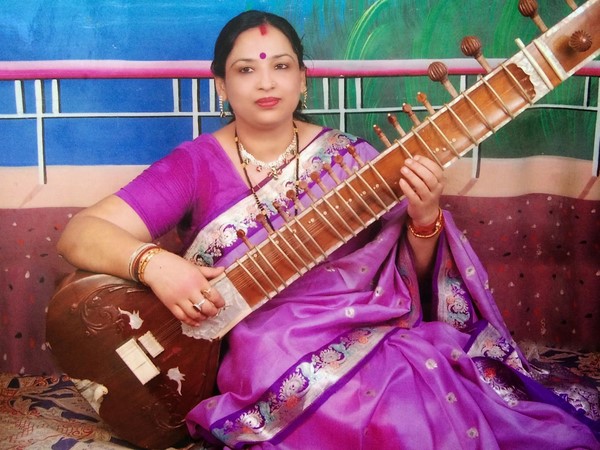 ವಿಶ್ವಾಸ ಗಳಿಸಿದ ಸಿತಾರ ಕಲಾವಿದೆ ಡಾ. ಶ್ರಬನಿ ಬಿಸ್ವಾಸ
