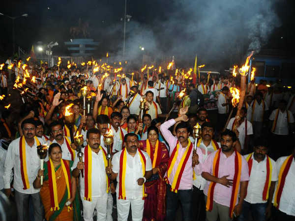ಕಳೆದವಾರದಿಂದ ಪ್ರತಿಭಟನೆ