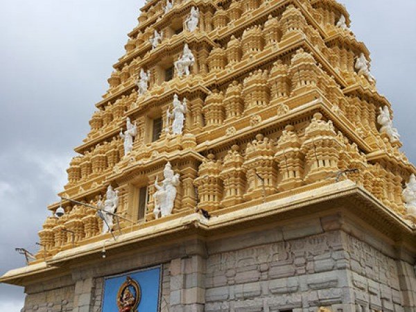 ಎಲ್ಲಾ ದೇವಾಲಯಗಳ ತೀರ್ಥ ಪ್ರಸಾದ