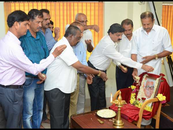 ಪಂಚಾಯಿತಿ ಚುನಾವಣೆಗೂ ನಿಂತು ಗೆದ್ದಿದ್ದರು