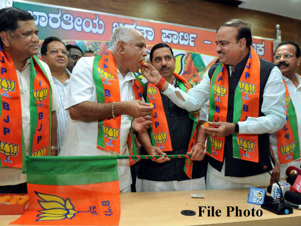 ರಾಜ್ಯ ಬಿಜೆಪಿಯಲ್ಲಿ ಐದು ಬಣವಿದೆ