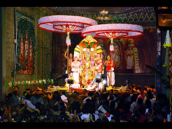 ನವರಾತ್ರಿಯಲ್ಲಿ ಮತ್ತೊಮ್ಮೆ ಬಹ್ಮೋತ್ಸವ