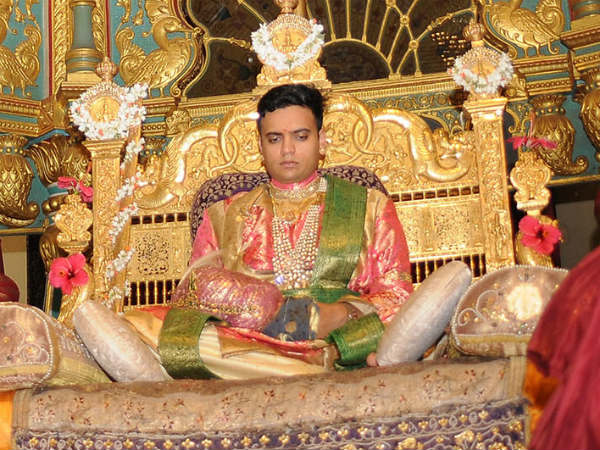 ಒಂಬತ್ತು ದಿನ ಖಾಸಗಿ ದರ್ಬಾರ್