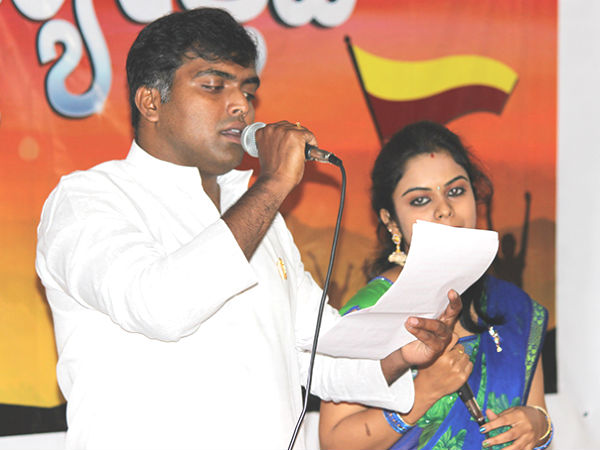 ಬಾರಿಸು ಕನ್ನಡ ಡಿಂಡಿಮವ