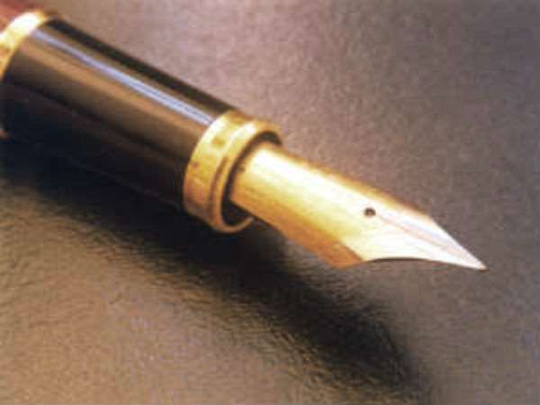 1. ದಿನಪತ್ರಿಕೆ ವರದಿಗಾರ