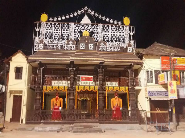 ಎಲ್ಲೆಲ್ಲೂ ವಿದ್ಯುತ್ ದೀಪಾಲಂಕಾರ