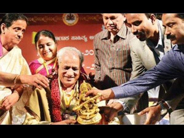 ಶ್ರೀರಾಮ, ಸೀತೆ ಜೊತೆಗೂಡಿ ಮದ್ಯ ಸೇವಿಸುತ್ತಿದ್ದ