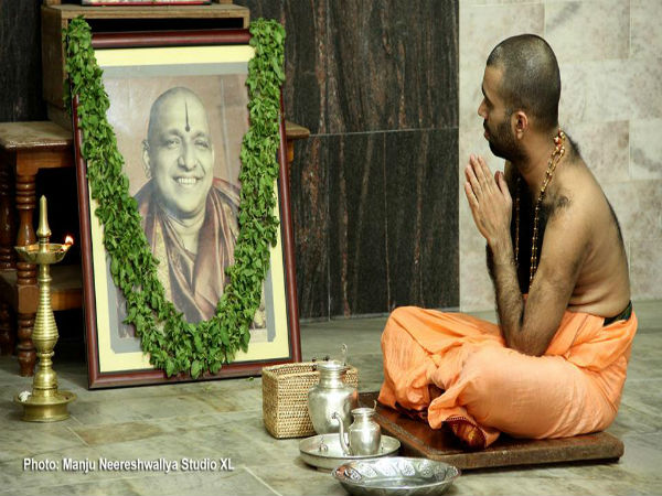 ಸಂಯಮಿಂದ್ರ ತೀರ್ಥರ ಪೀಠಾರೋಹಣ