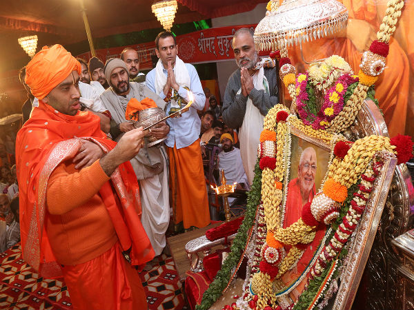 ಶ್ರೀಗಳಿಗೆ ಜಯಘೋಷ
