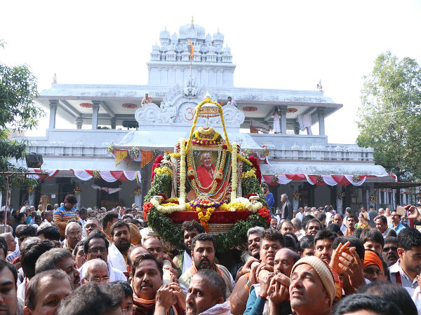 ಮೂಲ್ಕಿ ದೇವಾಲಯಕ್ಕೆ ಶ್ರೀಗಳು