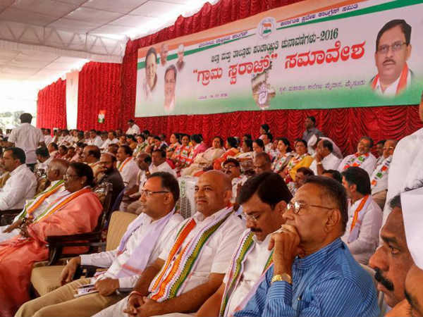 ಸರ್ಕಾರಕ್ಕೆ ಗುದ್ದು ಕೊಟ್ಟ ಪೂಜಾರಿ