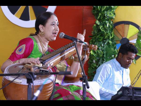 ವೀಣಾ ವಾರುಣಿ ಅವರಿಂದ ಸಂಗೀತೋತ್ಸವ