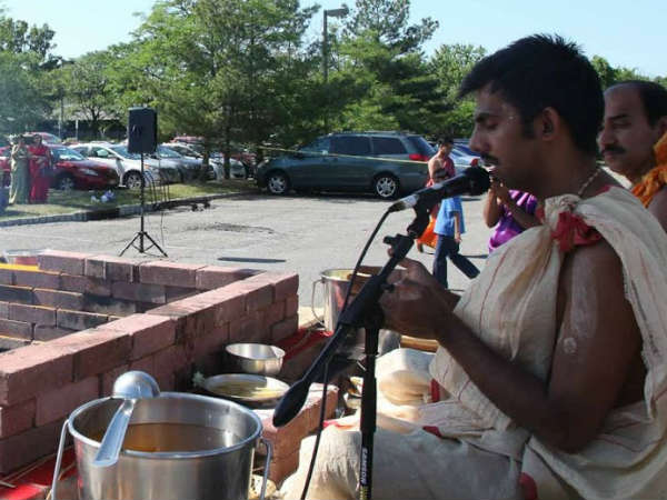 ಭಟ್ಟರಿಂದ ಧನ್ವಂತರಿ ರೂಪದ ವಿವರಣೆ