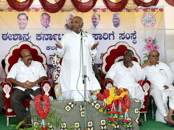 'ಸರ್ಕಾರದೊಂದಿಗೆ ಚರ್ಚೆ ನಡೆಸಿ'
