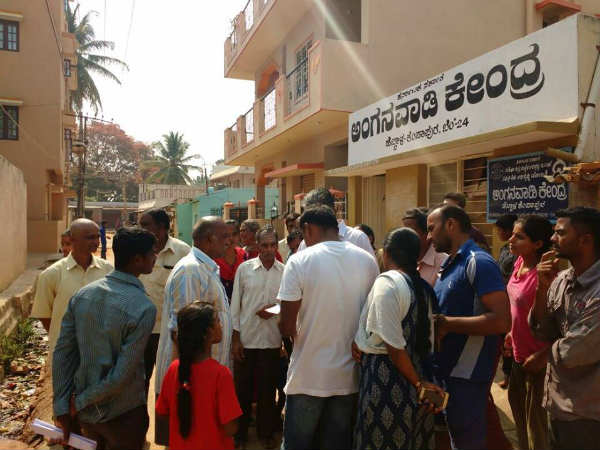 ಕೆನೆ-ಭರಿತ ಹಾಲು ವಿತರಣೆ