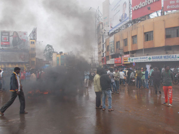 ಕನ್ನಡಿಗರ ರಕ್ಷಣೆಗೆ ಕಾರ್ಯದರ್ಶಿಗಳ ಕರೆ