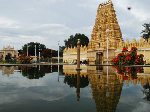 ನಲವತ್ತೊಂದು ಲಕ್ಷ ಖರ್ಚು