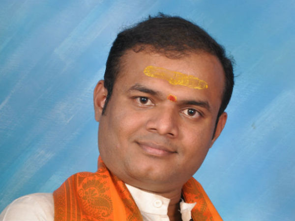 ಜ್ಯೋತಿಷಿ ಪಂಡಿತ್ ವಿಠ್ಠಲ ಭಟ್ ಭೇಟಿಗೆ
