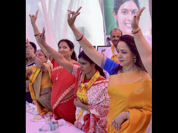 ಮಾತೆಯರೇ ಎಲ್ಲಿದ್ದೀರಿ?