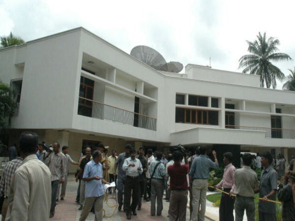 ಈ ಬಂಗಲೆಯ ಪಾಲು