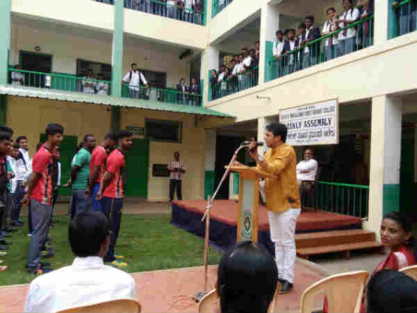 ಸೆಳೆಯುವ ಅಧ್ಯಾತ್ಮ