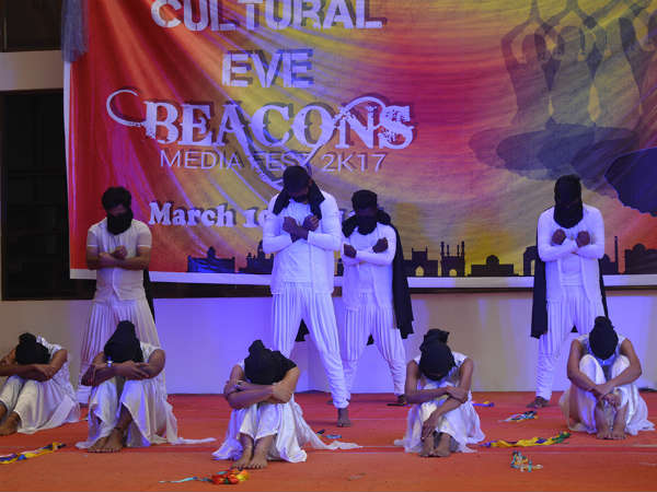 ಪ್ರತಿಭಾ ಪ್ರದರ್ಶನಕ್ಕೆ ವೇದಿಕೆ