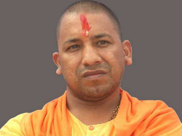 ಚೀಫ್ ಮಿನಿಸ್ಟರೋ ಅಥವಾ ಯಾವುದಾದರೂ ದೇವಸ್ಥಾನದ ಪೂಜಾರಿಯೋ