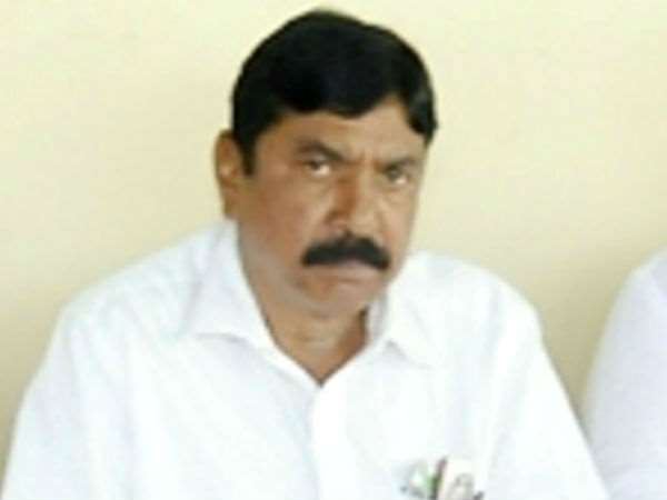 4.37 ಎಕರೆ ಕೃಷಿ, 1 ಮನೆ