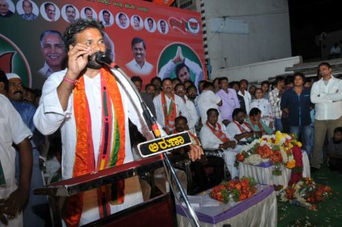 ಶ್ರೀರಾಮುಲು ಬಳ್ಳಾರಿಯಲ್ಲೇ ಮುಂದುವರಿಕೆ?
