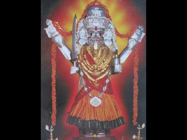 ದೇವಾಲಯದ ಧರ್ಮದರ್ಶಿಗಳು