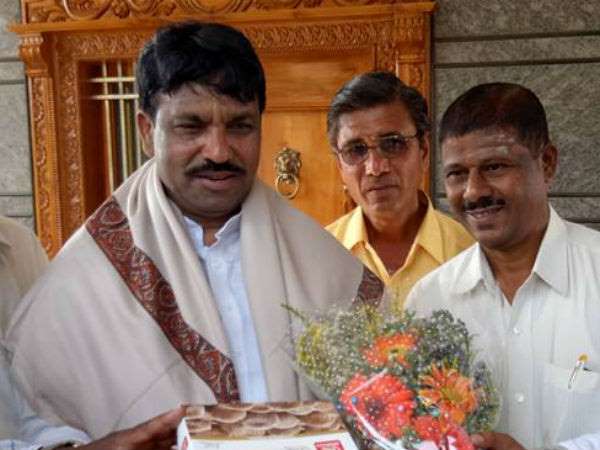 ಸತ್ಯಕ್ಕೆ ದೂರವಾದ ವಿಚಾರ