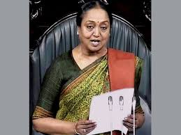 ಎಂಎ, ಎಲ್ಎಲ್ ಬಿ ಪದವೀಧರೆ