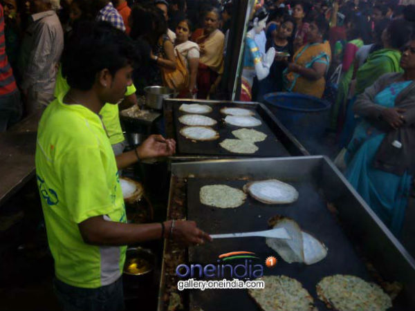 ಸುಲಭ್ ಶೌಚಾಲಯಗಳಲ್ಲಿ ಸ್ನಾನ-ನಿತ್ಯ ಕರ್ಮ