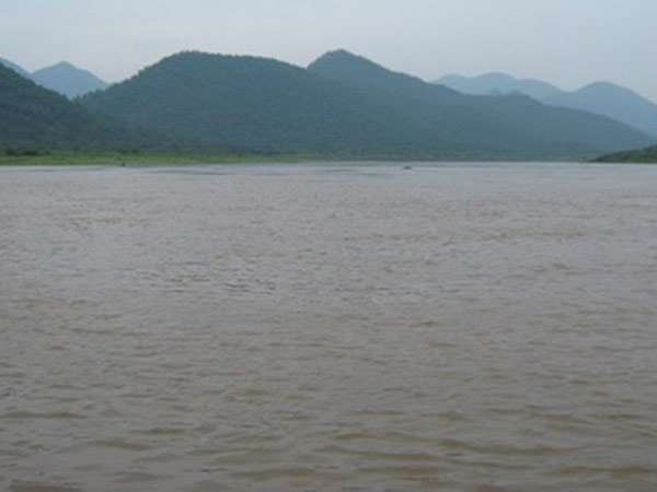ನಿರಂತರ ಪ್ರತಿಭಟನೆ