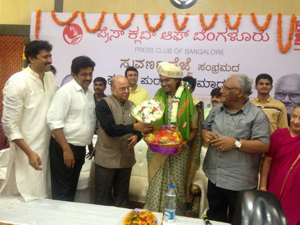 ಬೆಳಗ್ಗೆ ಕಾಲೇಜಿನಲ್ಲಿ, ಮಧ್ಯಾಹ್ನ ಶಾಲೆಯಲ್ಲಿ ಪಾಠ