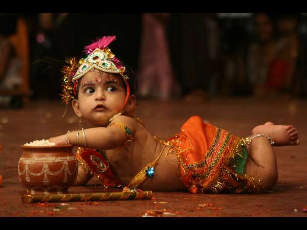 ಸ್ವಲ್ಪ ಅಡ್ಜಸ್ಟ್ ಮಾಡ್ಕೊಳಿ ಪ್ಲೀಸ್...