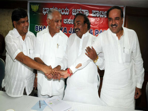 ಅಮಿತ್ ಶಾ ಮತ್ತು ರವಿಶಂಕರ್ ಗುರೂಜಿಗಳು ಮಾತ್ರ ಕೊಠಡಿಯಲ್ಲಿ