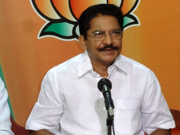 ಪನ್ನೀರ್ ವಿರುದ್ಧ ಕ್ರಮಕ್ಕೆ ಒತ್ತಾಯ