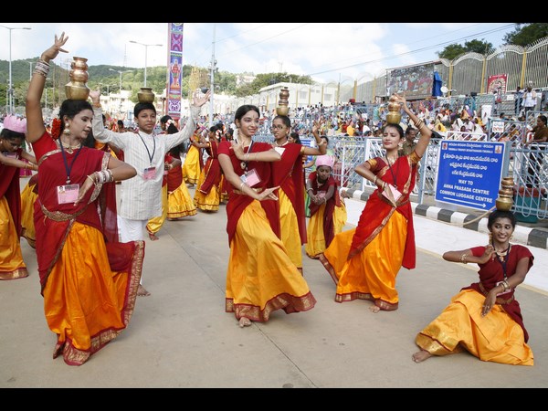 ಸಾಂಪ್ರದಾಯಿಕ ನೃತ್ಯ