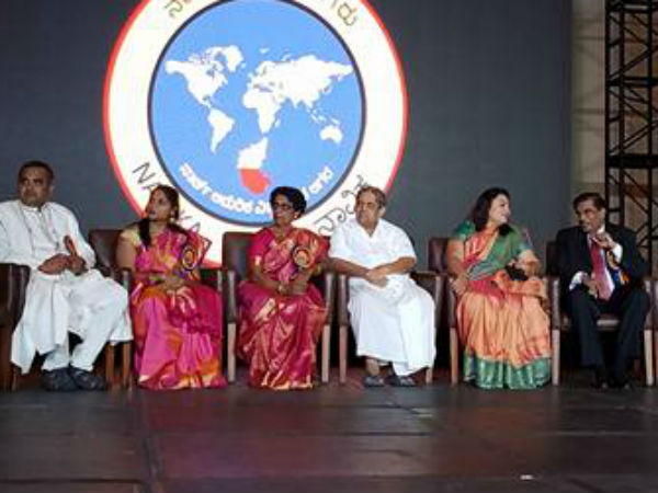 ಸಂವಾದದಲ್ಲಿ ಪಾಲ್ಗೊಂಡ ಆರತಿ ಕೃಷ್ಣ