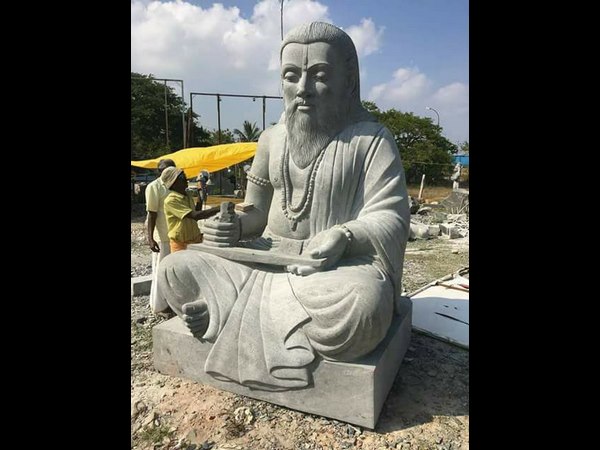 12 ಅಡಿ ಎತ್ತರದ ಕಪ್ಪು ಶಿಲೆ ವಿಗ್ರಹ