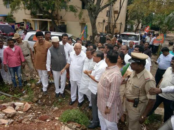 ಸಿದ್ದರಾಮಯ್ಯ ಸರ್ಕಾರದ ವಿರುದ್ಧ ವಾಗ್ದಾಳಿ