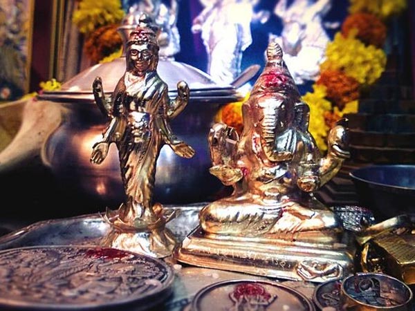 ಕುಂಕುಮಾರ್ಚನೆ ಮಾಡಲೇಬೇಕು
