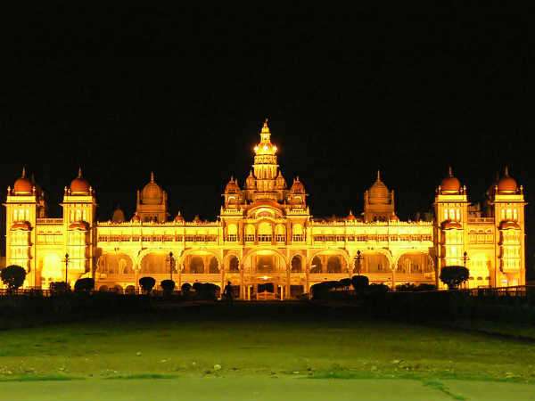ಮೈಸೂರು ಅರಸರಿಗೆ ವಿಧೇಯನಾಗಿರು