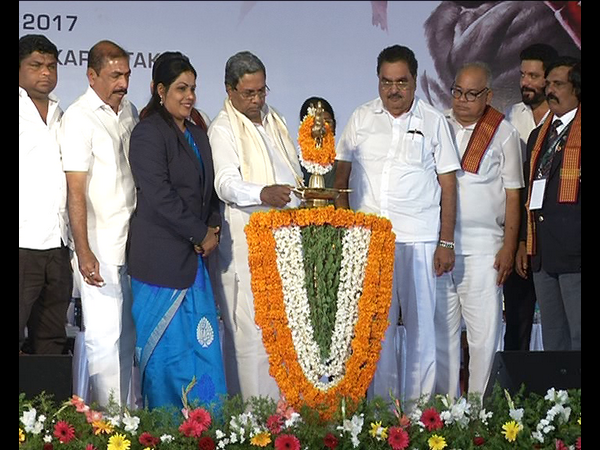 ಈ ಸಂದರ್ಭದಲ್ಲಿ ಹಲವರು ಉಪಸ್ಥಿತಿ