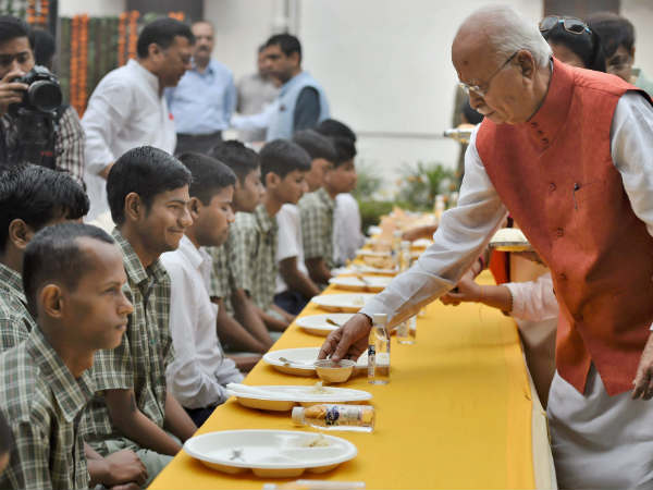 ವಿಶೇಷ ಚೇತನರ ಅತಿಥಿಗಳು