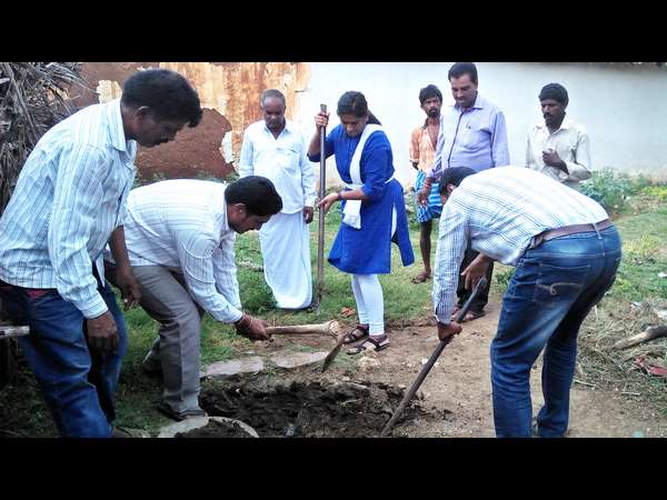 ಖುದ್ದು ಗುದ್ದಲಿ ಹಿಡಿದ ಬಿಂದ್ಯಾ