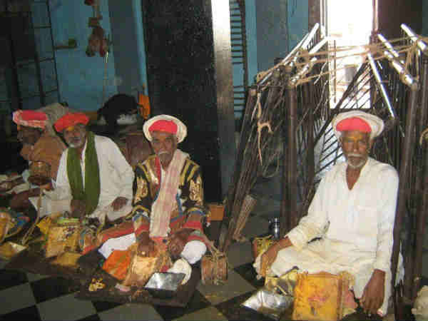 ಕಾರ್ಣಿಕ ನುಡಿದ ನಾಗಪ್ಪಜ್ಜ ಉರ್ಮಿ