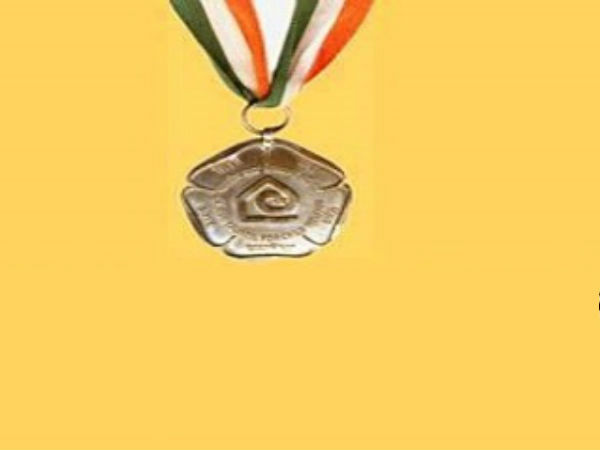 ಕನ್ನಡ ಮತ್ತು ಸಂಸ್ಕೃತಿ ಇಲಾಖೆಯಿಂದ ಪ್ರಶಸ್ತಿ ಪ್ರಧಾನ